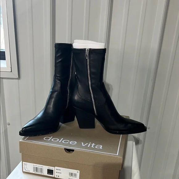 Dolce Vita Black Women's Boots - Picture 4 of 9